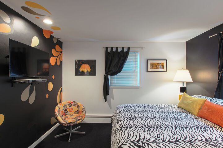 Room 162 of 258