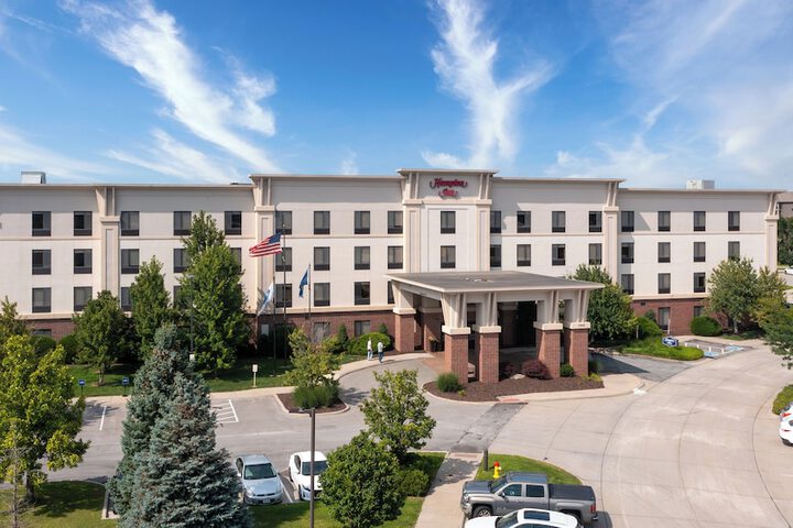 Hotel Entry