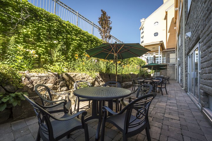Terrace/Patio 82 of 84