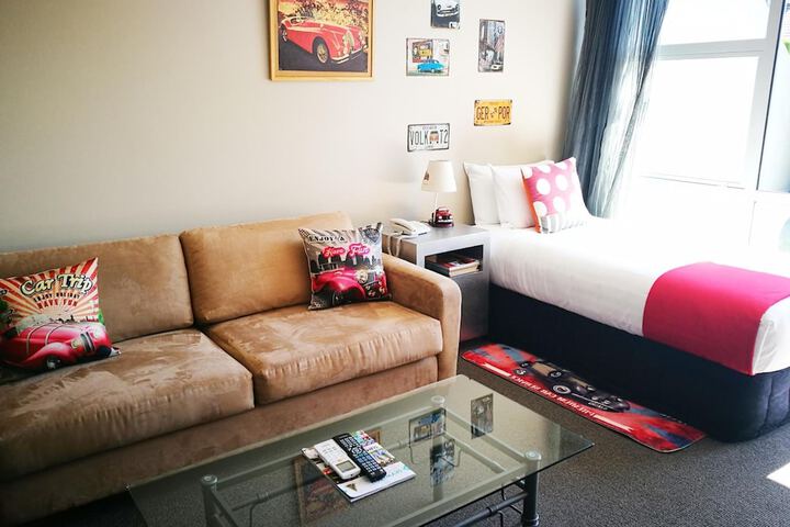 Room 21 of 65