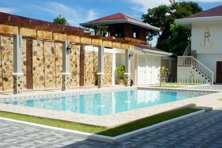 Hotel 2 of 12