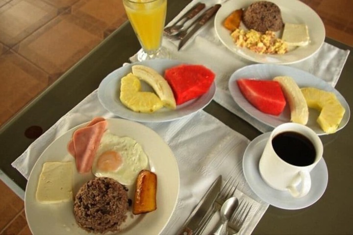 Breakfast meal