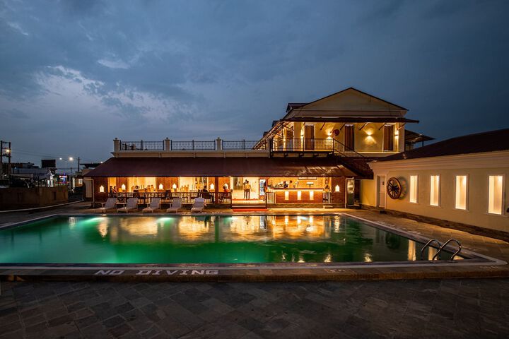Pool 67 of 96