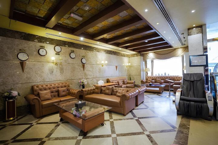 Hotel Interior 6 of 35