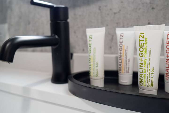 Room amenity