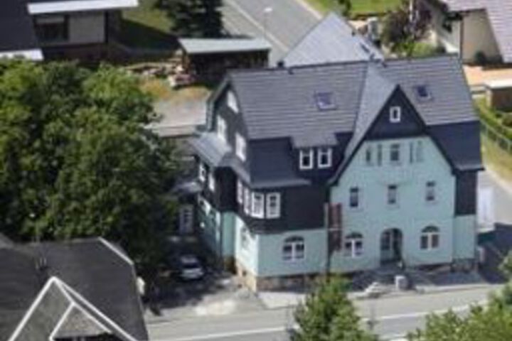 HOTEL & GASTHOF HIRSCH