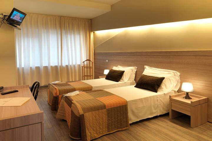 Room 20 of 39