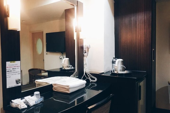 Room 25 of 31