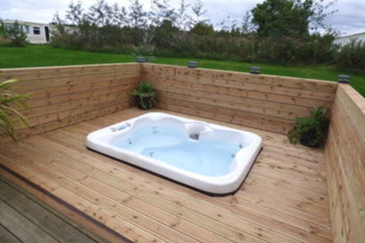 Hot Tub 52 of 70