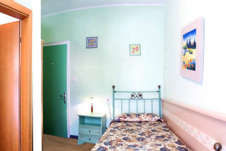 Room 15 of 67