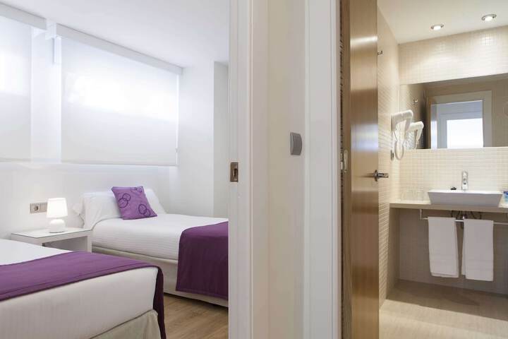 Room 32 of 95