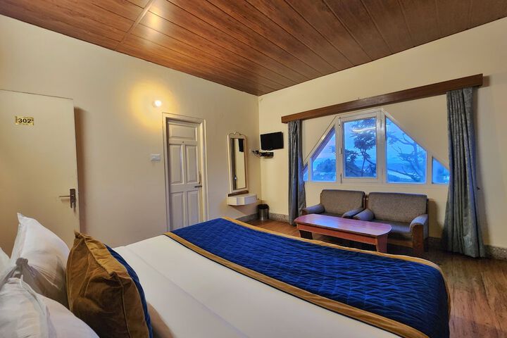 Room 9 of 92