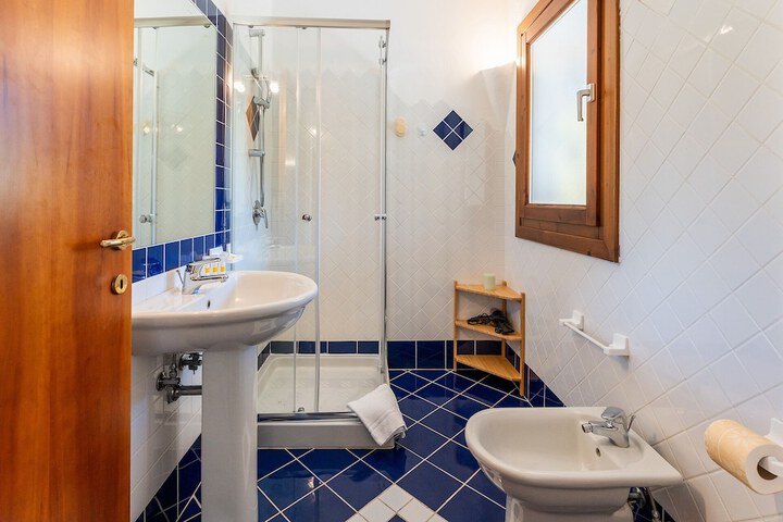 Bathroom Interior Photo