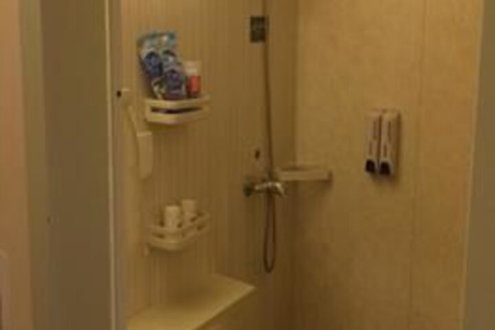 Room 20 of 67