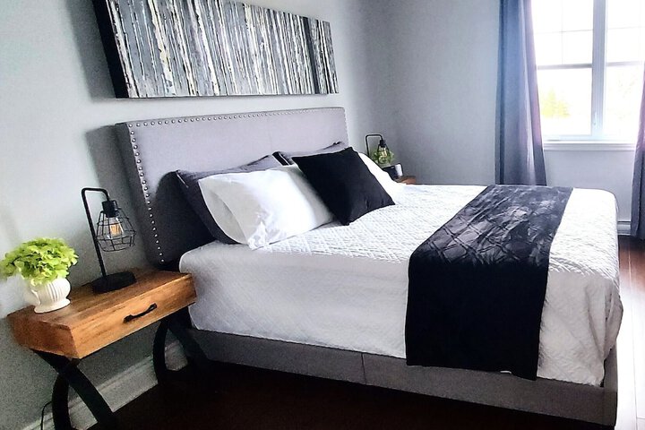 Room 3 of 43
