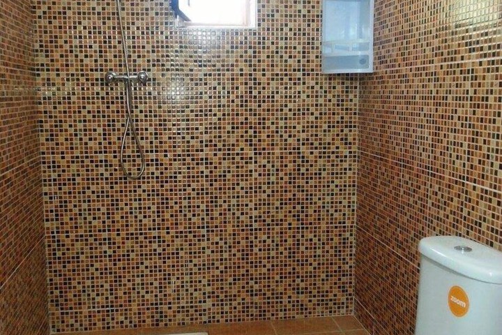 Room 14 of 40
