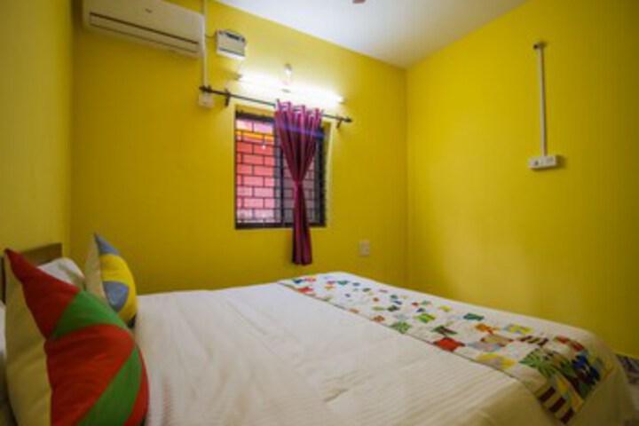 Room 11 of 11