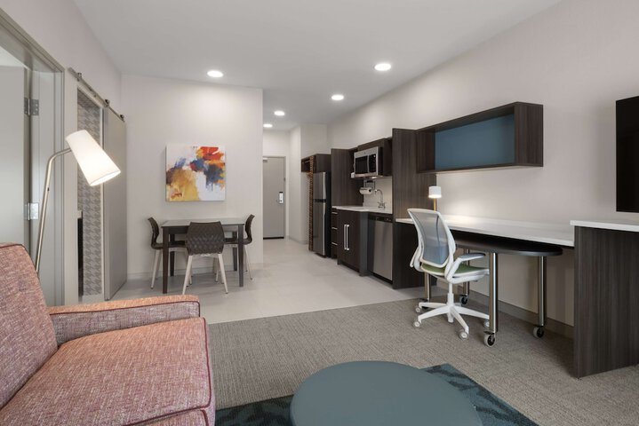 Room 20 of 36