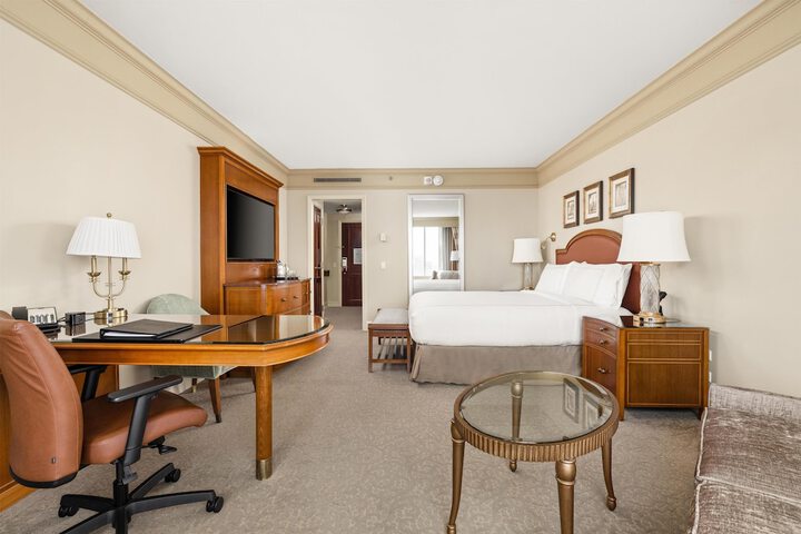 Room 20 of 195