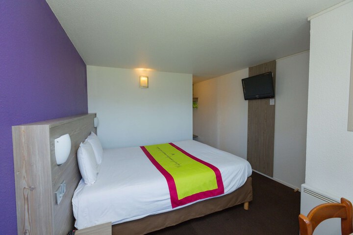 Room 17 of 31