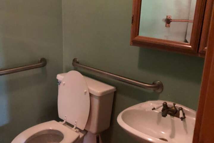 Room 20 of 40