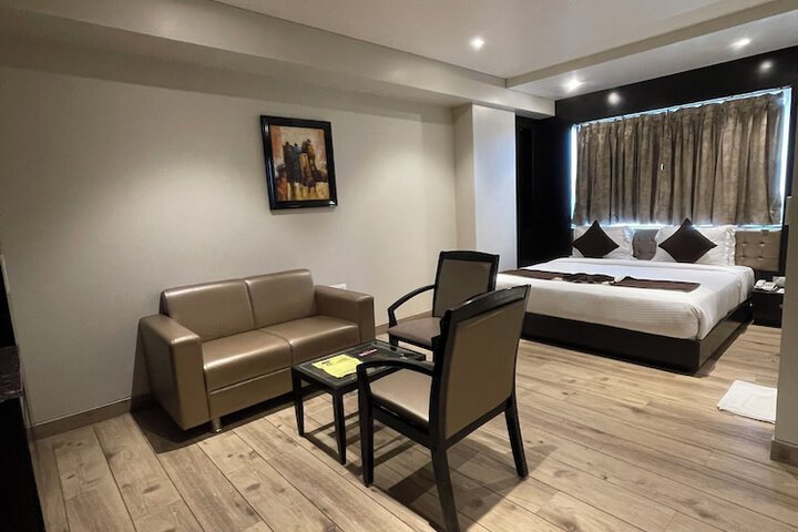 Room 13 of 46
