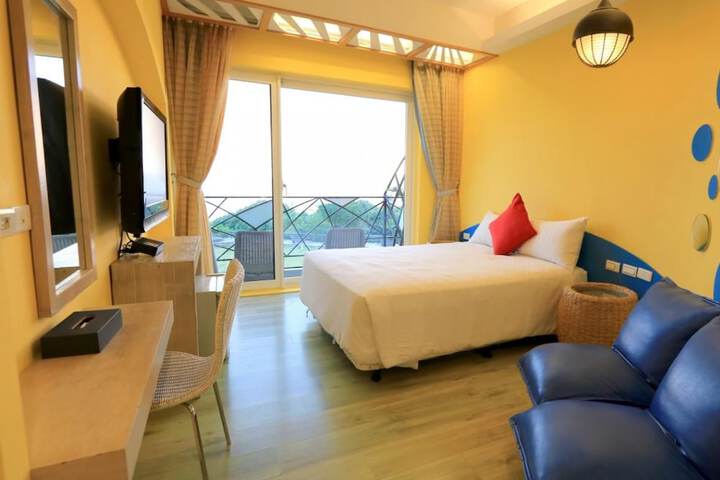 Room 3 of 26