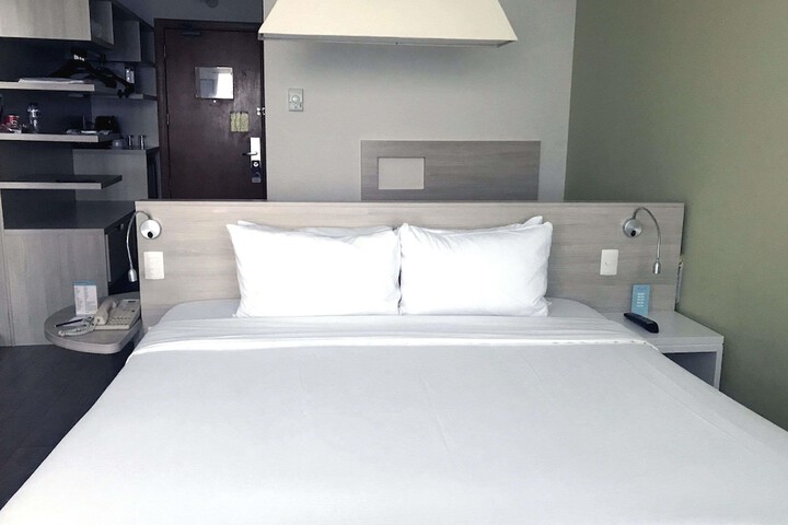 Room 35 of 130