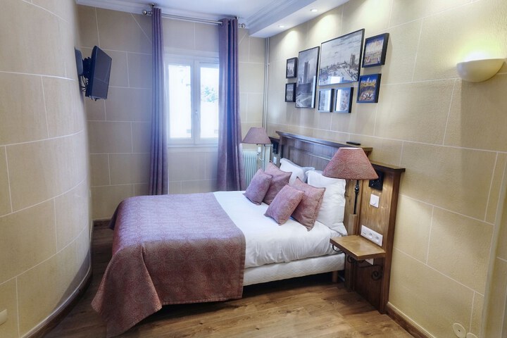 Room 78 of 142