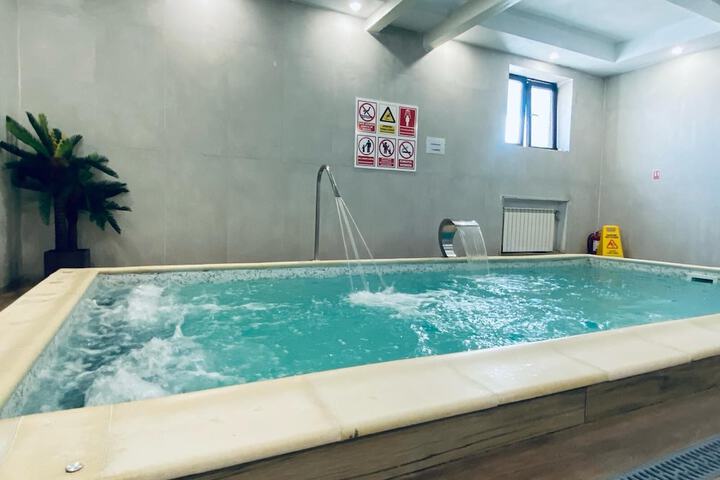 Pool 27 of 66