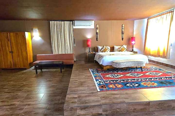 Room 22 of 49