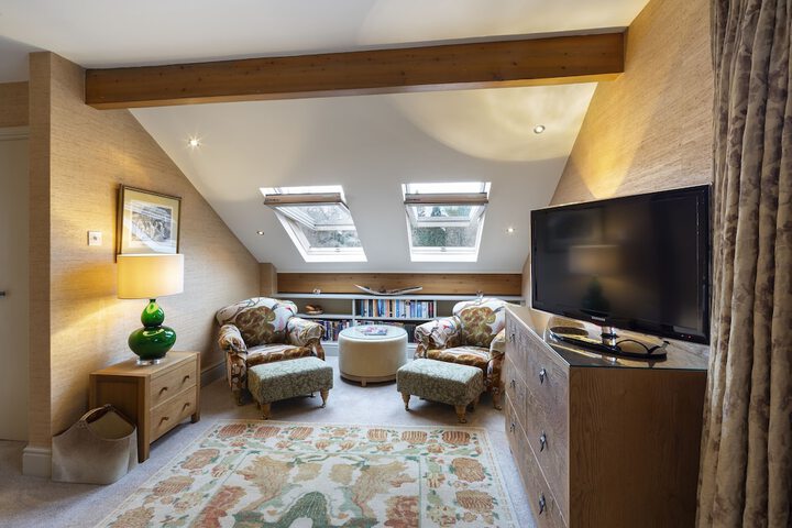 Room 10 of 55