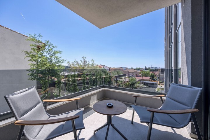 Terrace/Patio 84 of 84