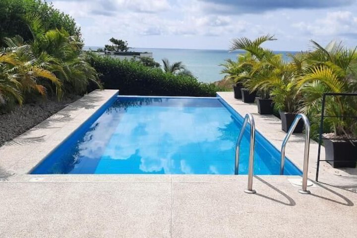 Pool 25 of 38