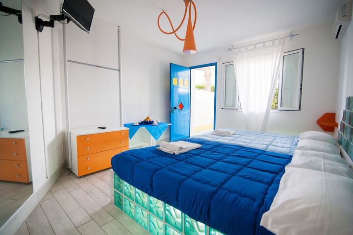 Room 16 of 92