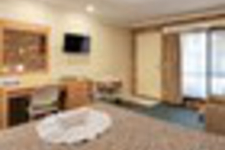 Room 50 of 99