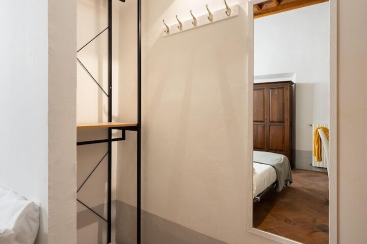 Room 5 of 31