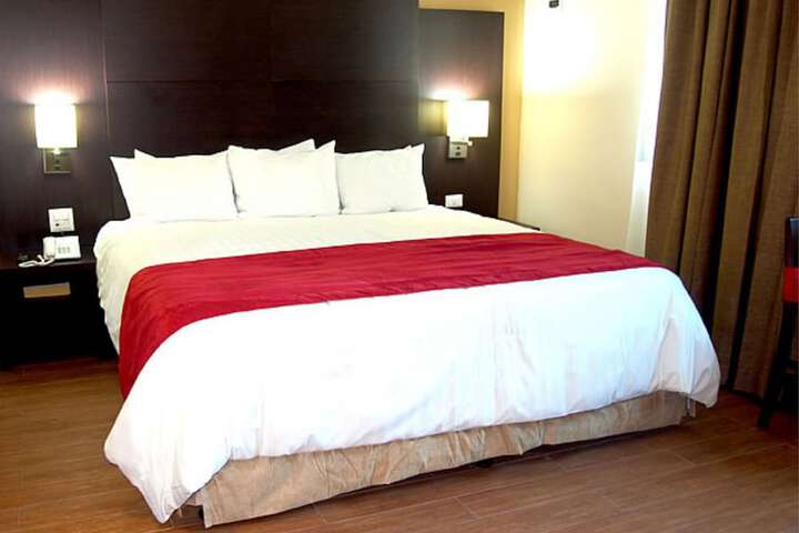 Room 12 of 29