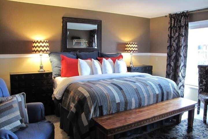 Room 4 of 35