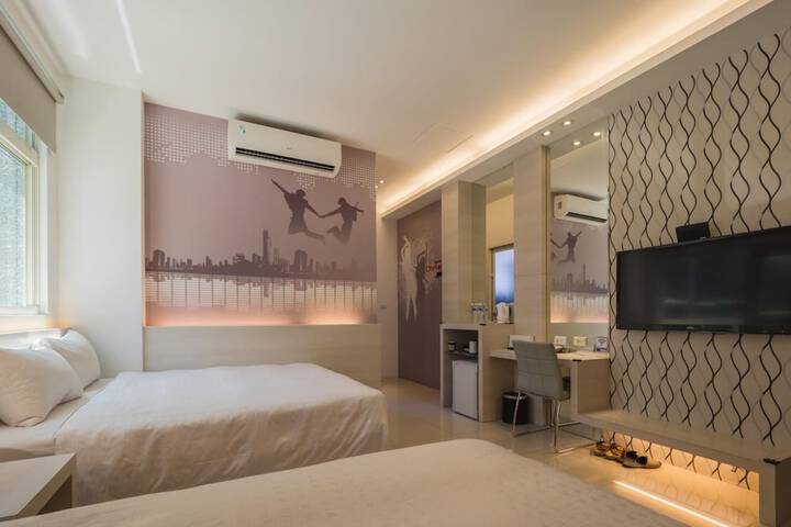 Room 14 of 52