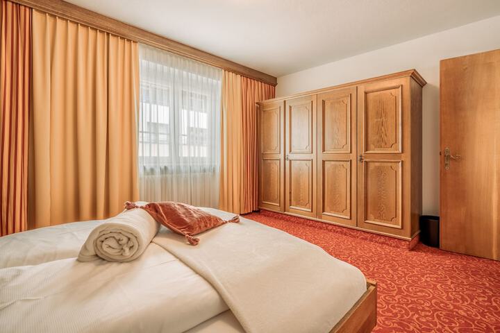 Room 18 of 84
