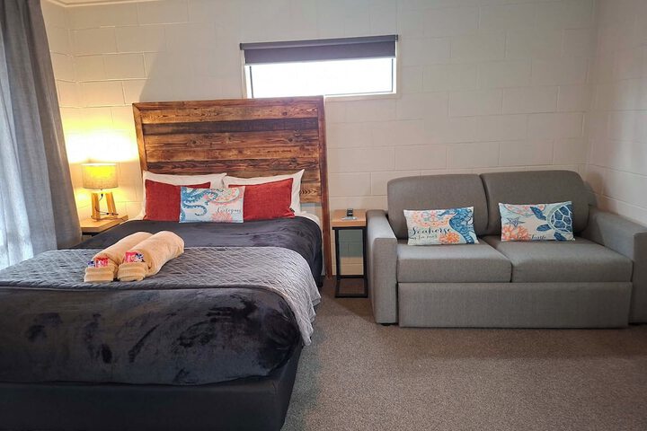 Room 21 of 103