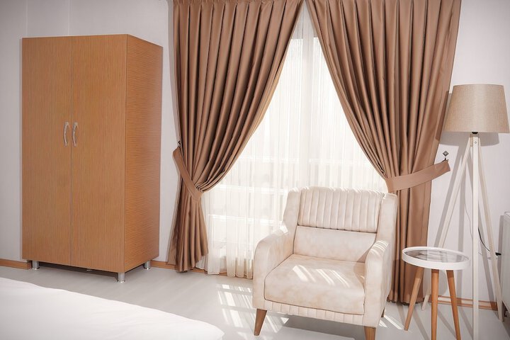 Room 14 of 27