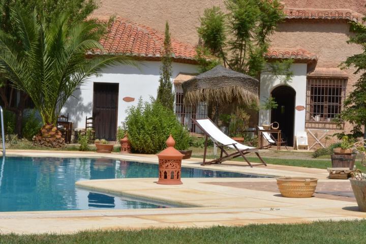 Pool Hotel