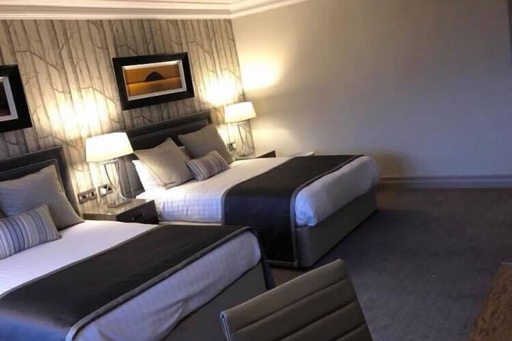Room 11 of 47