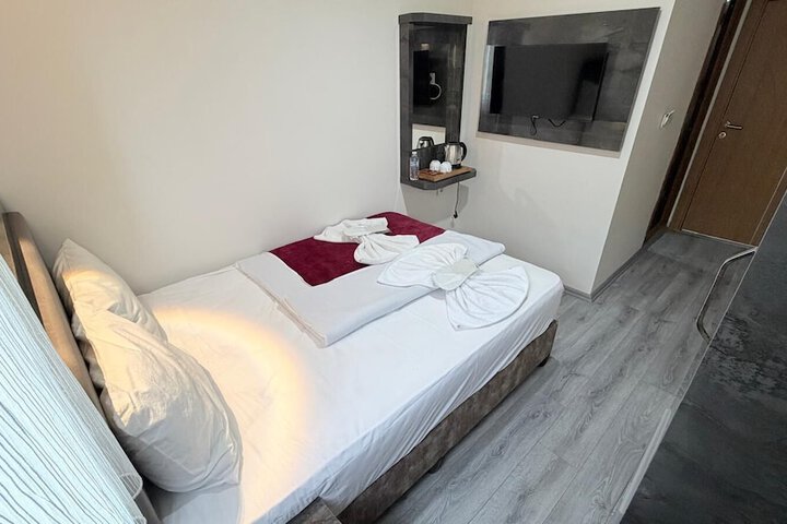 Room 39 of 60