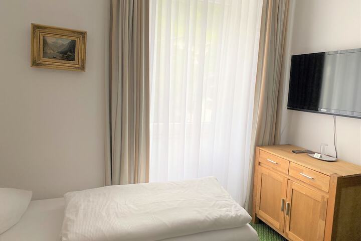 Room 20 of 45