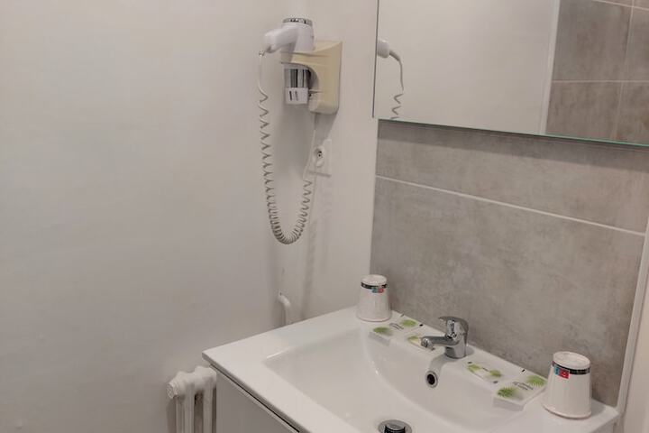 Room 29 of 41
