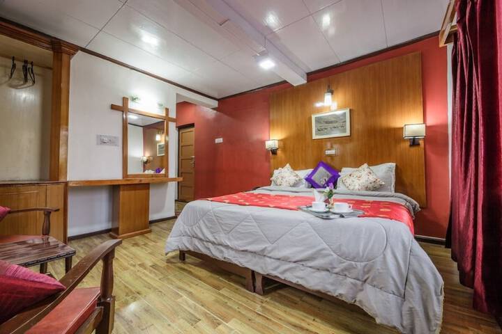Room 2 of 13