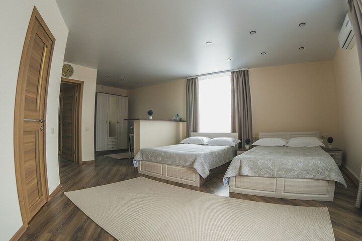 Room 17 of 61